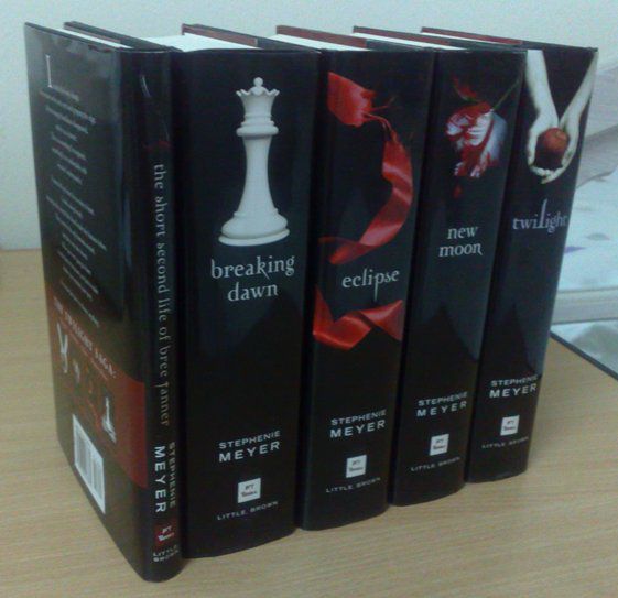 the twilight saga book