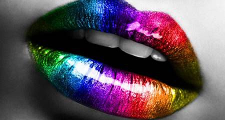 COLORED LIPS