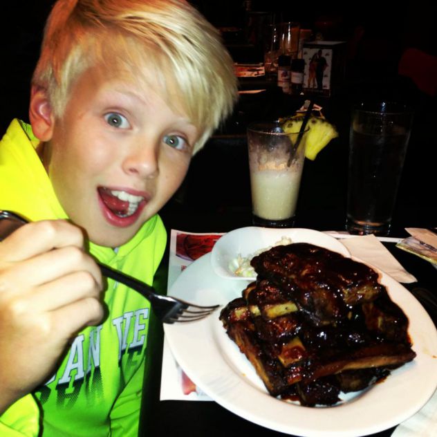 Yummmm.......Ribs!!!!!One of my favorite foods. What's yours???