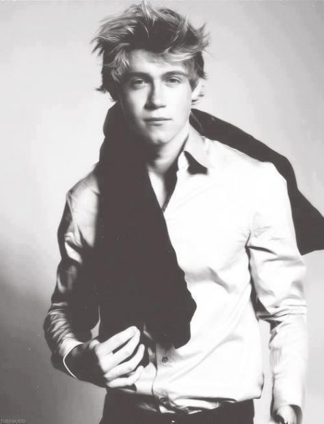 Hottt ;*** Oh my Niall,you're so perfect ;****