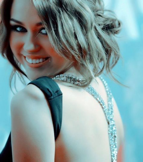 Smiley Miley : D