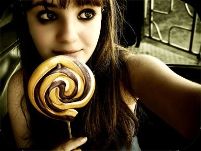 girl+lollipop!