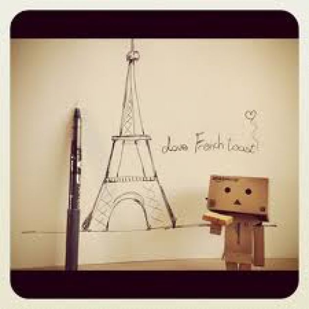 robotek sanja o Parizu