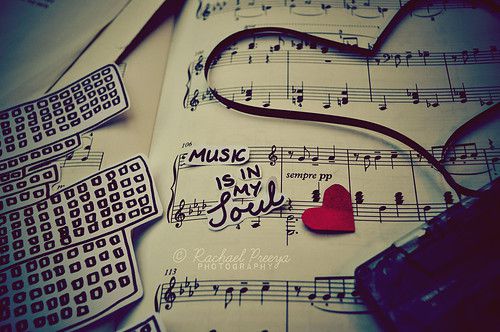 Music is in my ƒσυℓ