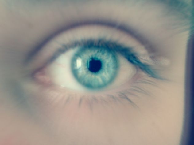 my eye. < 3