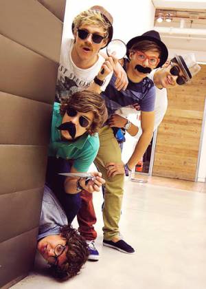 MrS.ToMLinSoN:D MrS.ToMLinSoN:D